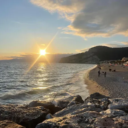 Manie Di Mare Bikers Friendly 公寓